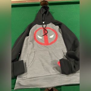 Marvel Deadpool hoodie NWT SZ SMALL